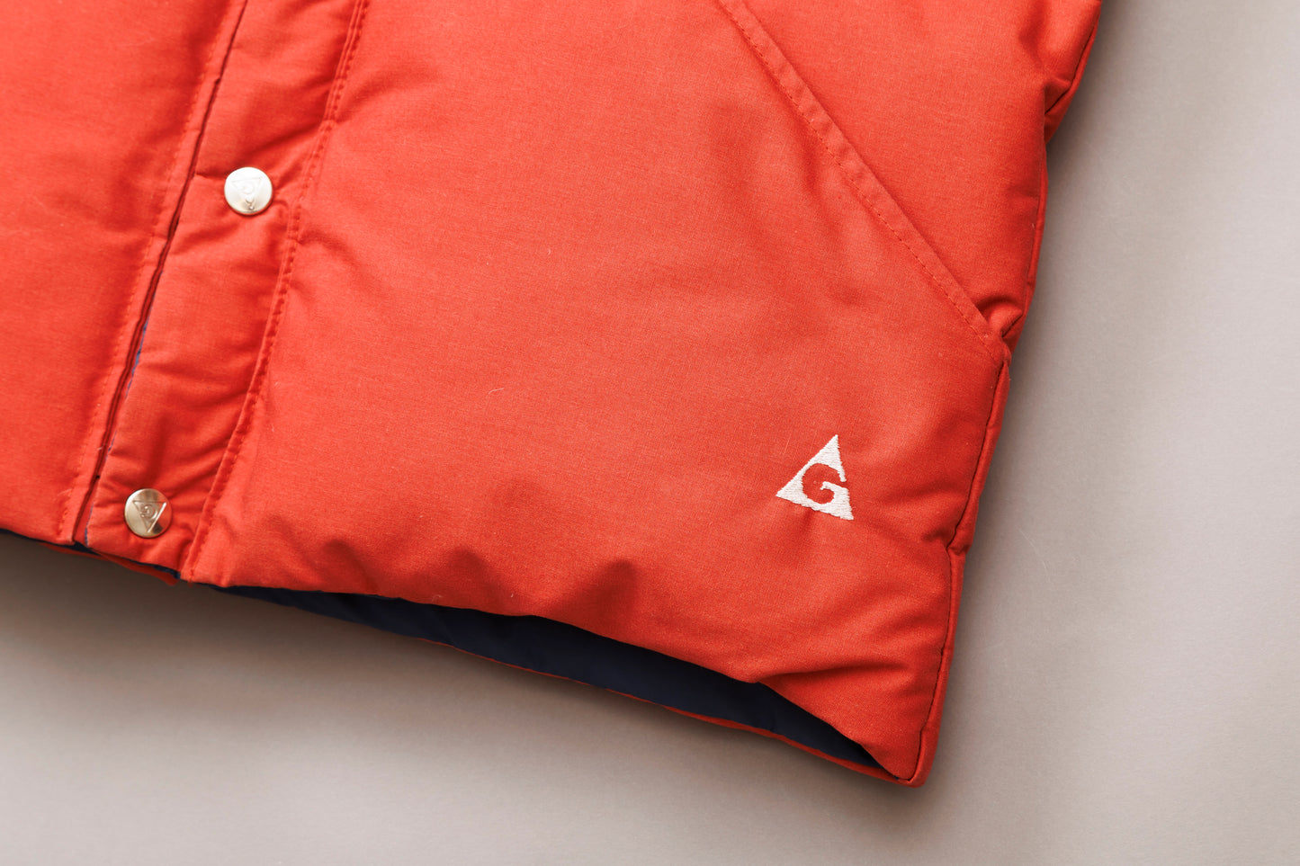 リバーシブルダウンベスト（U5A00080）